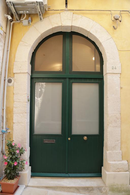 Апартаменты Dammuso Di Ponente Ortigia Сиракузы Экстерьер фото